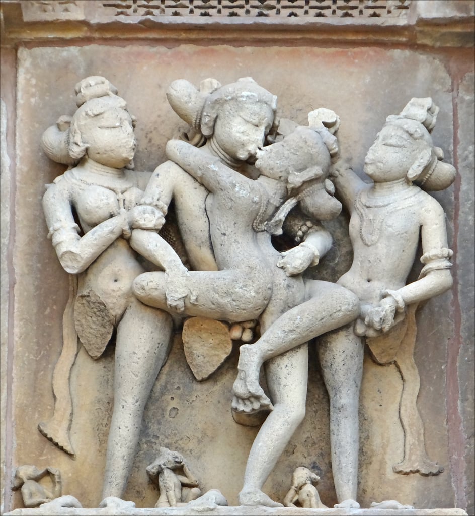 A mithuna scene at the Le Temple Kandariya Mahadeva (Khajuraho)